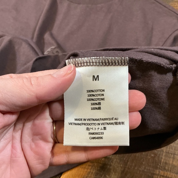 Fear of God Essentials T-Shirt Chocolate Brown Size M - Picture 8 of 9